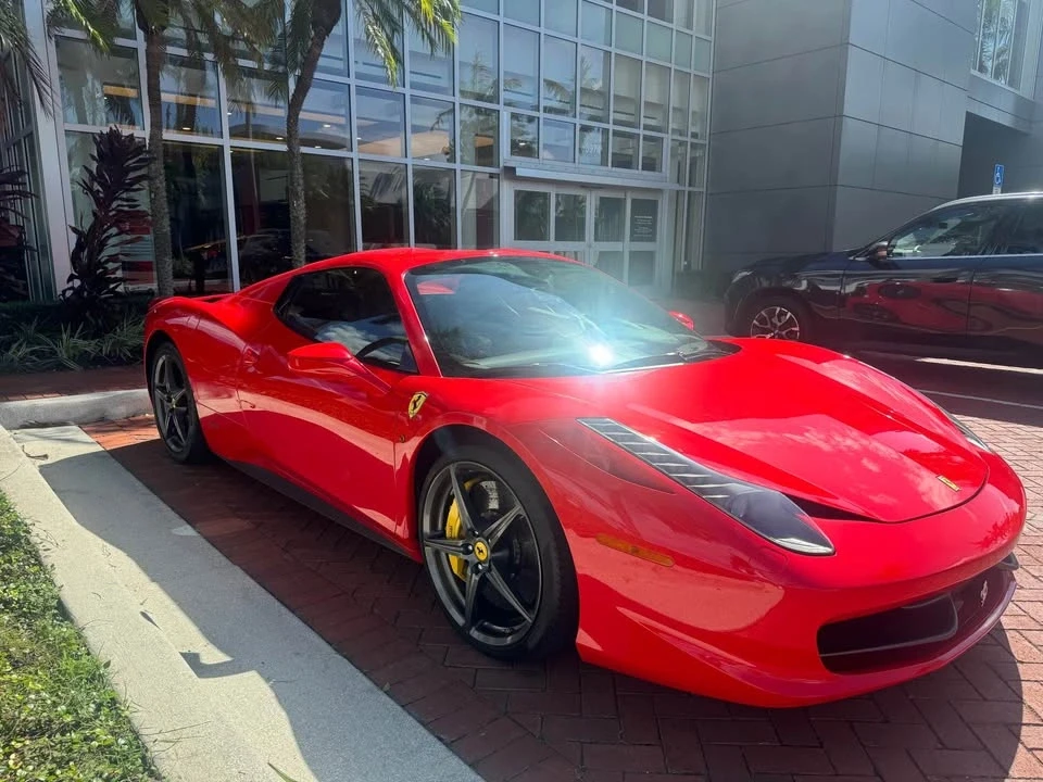 2013 Ferrari 458 Spider - Image 3 of 9