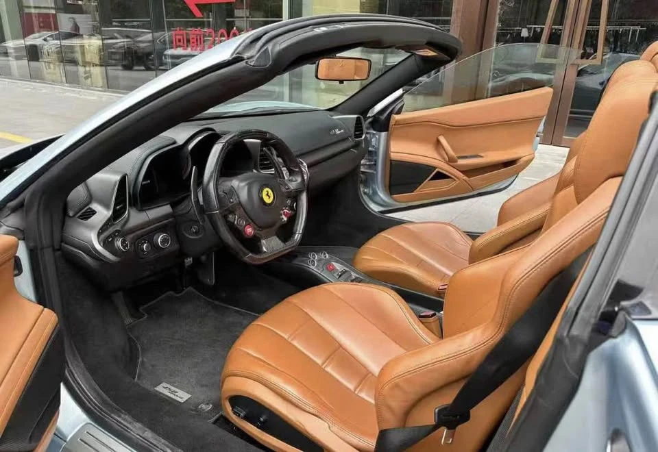2013 Ferrari 458 Spider - Image 3 of 8
