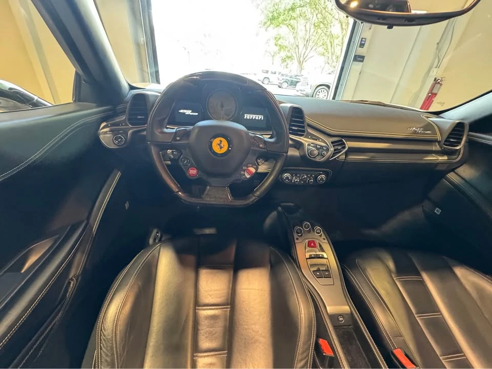 2013 Ferrari 458 Spider - Image 11 of 12