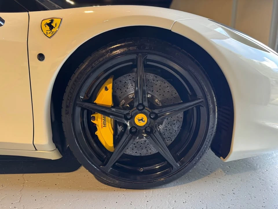 2013 Ferrari 458 Spider - Image 7 of 12