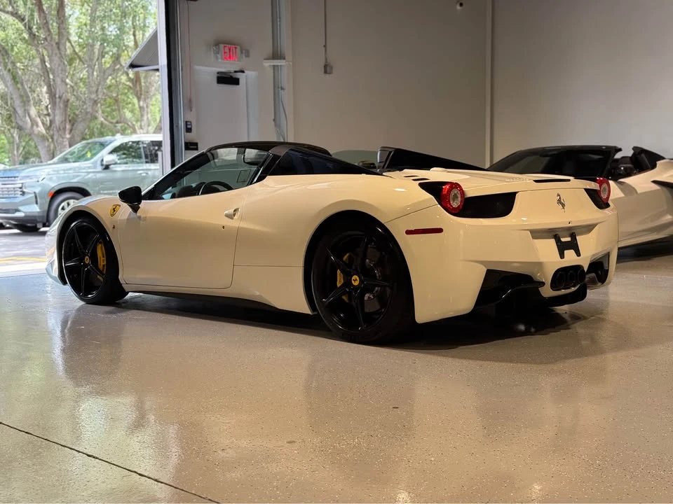 2013 Ferrari 458 Spider - Image 5 of 12