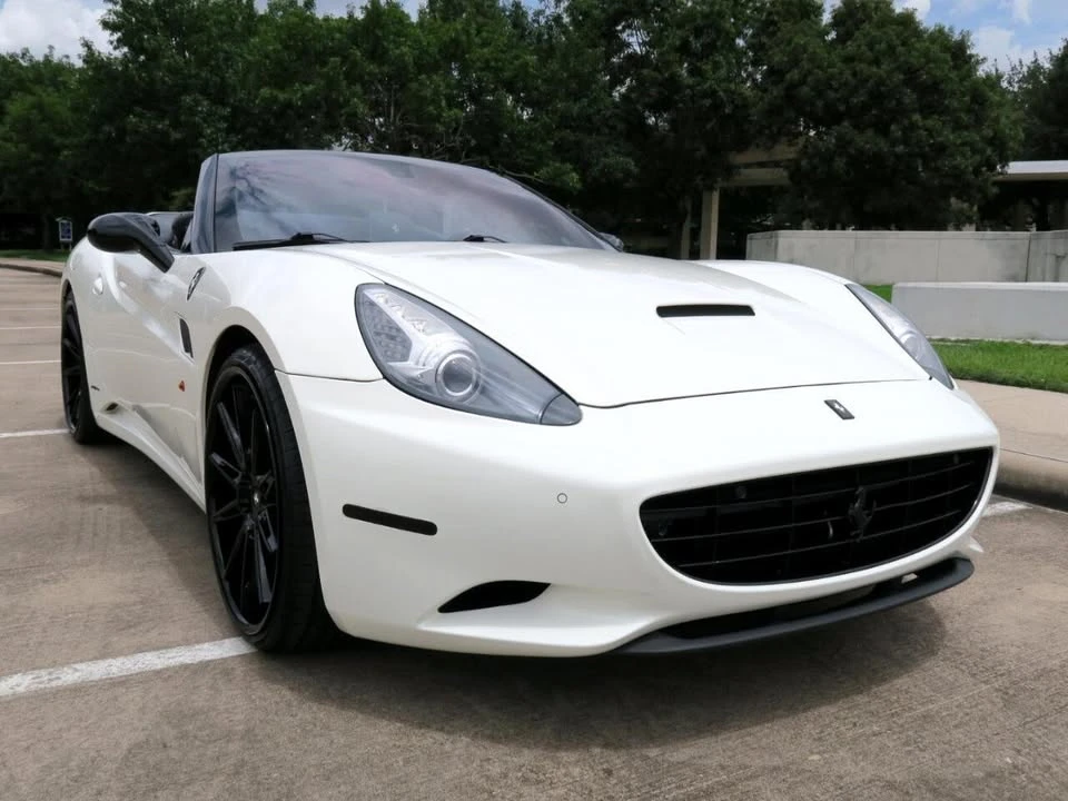 2013 Ferrari California - Image 13 of 20