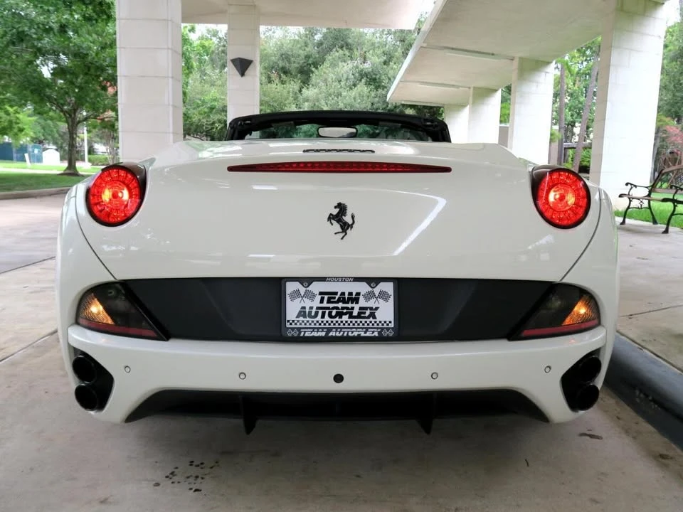2013 Ferrari California - Image 17 of 20