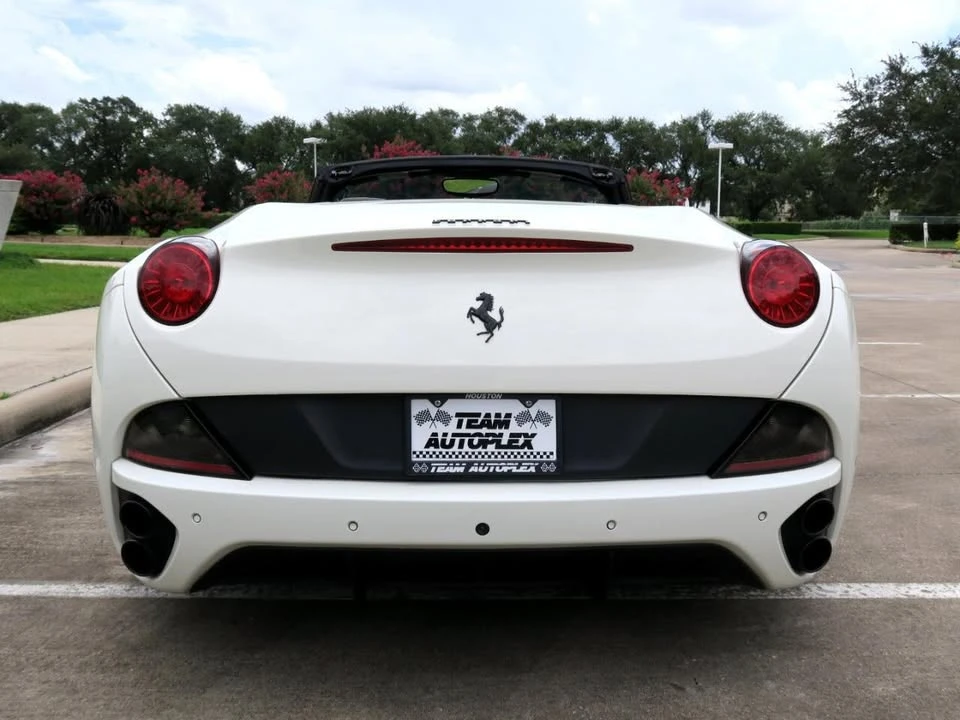 2013 Ferrari California - Image 8 of 20