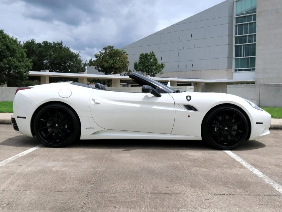 2013 Ferrari California - Image 11 of 20