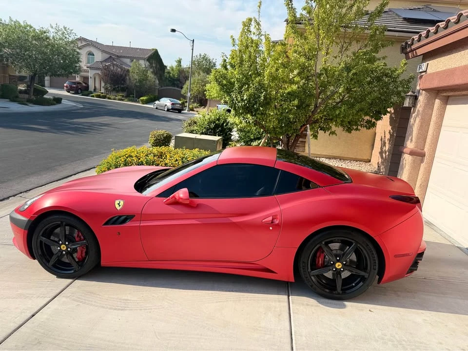 2013 Ferrari California - Image 2 of 19