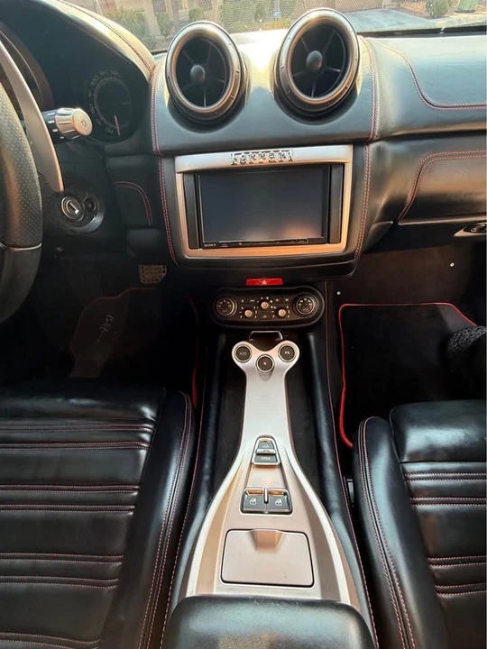 2013 Ferrari California - Image 8 of 19