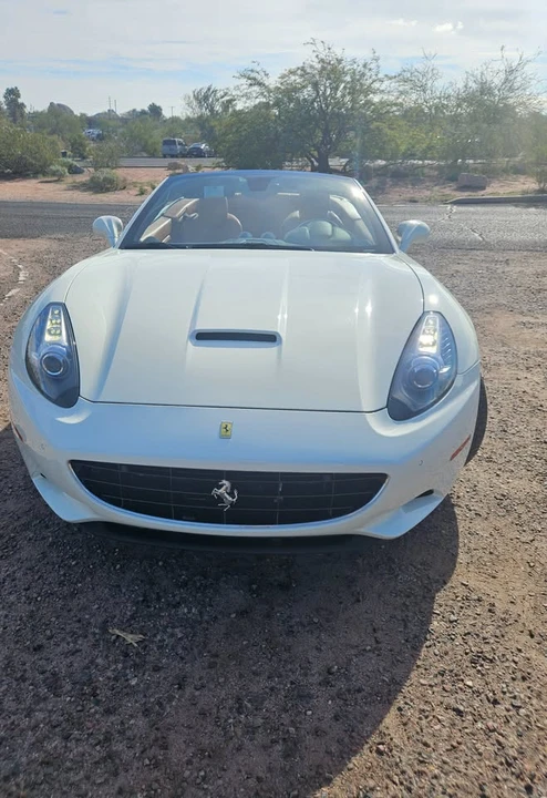 2013 Ferrari California - Image 4 of 10