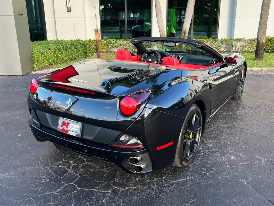 2013 Ferrari California - Image 6 of 15