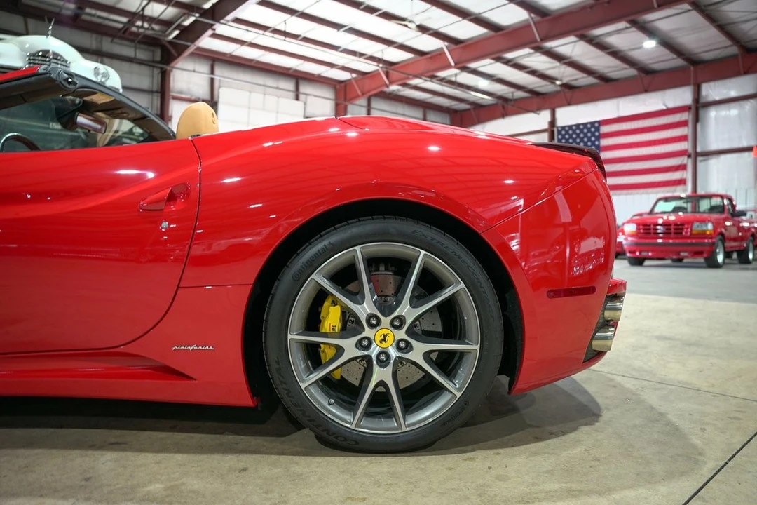 2013 Ferrari California - Image 5 of 12