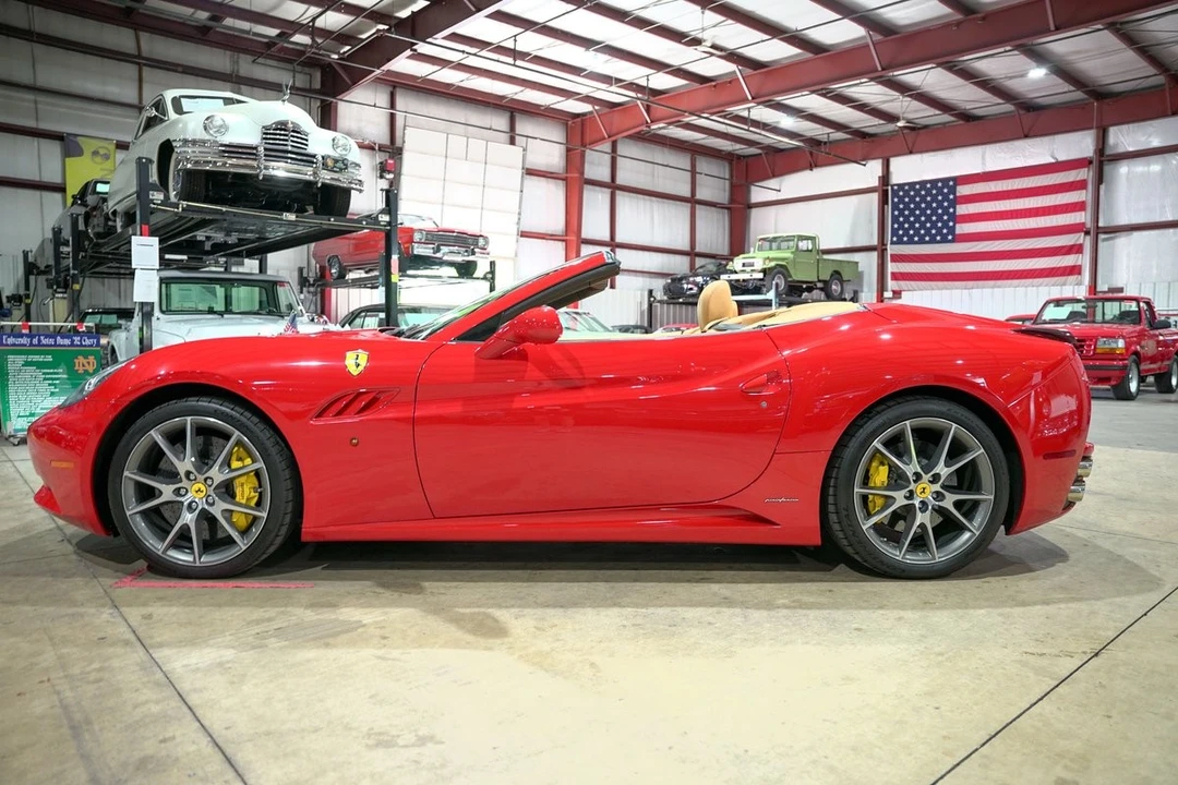 2013 Ferrari California - Image 4 of 12