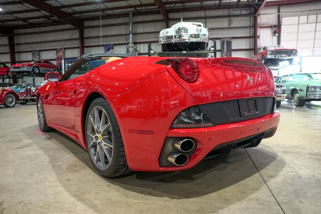 2013 Ferrari California - Image 6 of 12