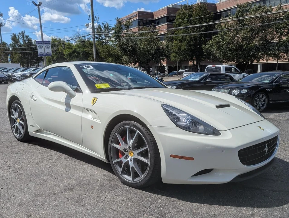2013 Ferrari California - Image 5 of 31