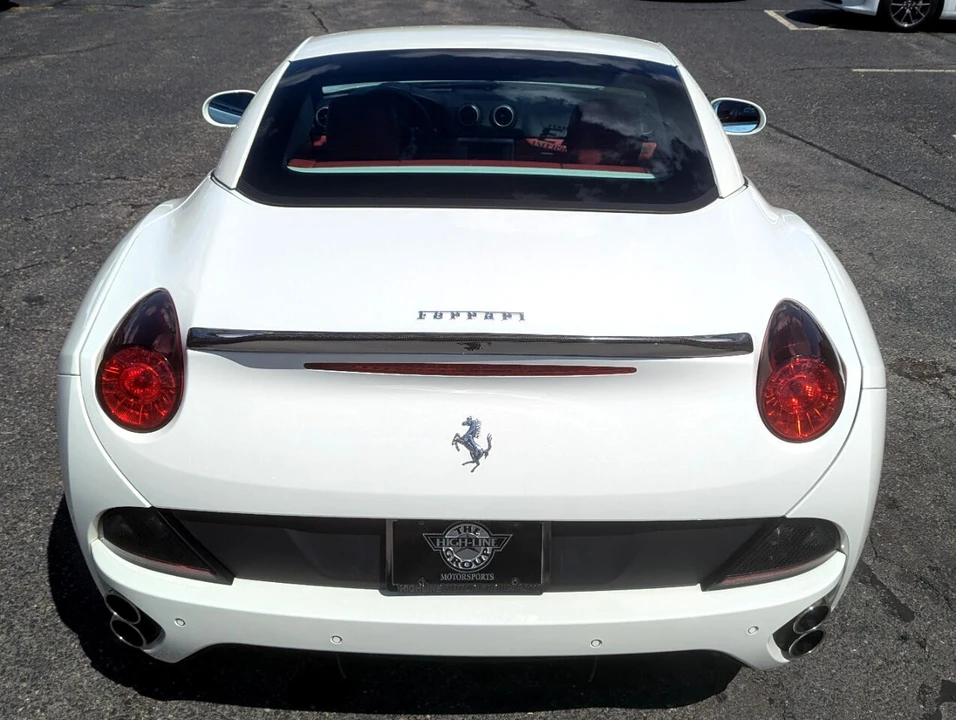 2013 Ferrari California - Image 8 of 21