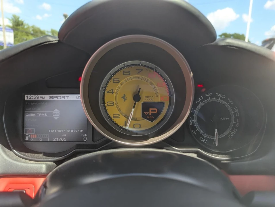 2013 Ferrari California - Image 23 of 31