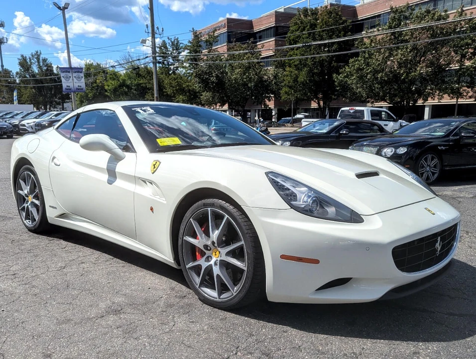 2013 Ferrari California - Image 5 of 21