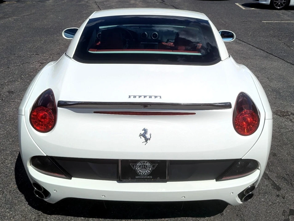 2013 Ferrari California - Image 8 of 21