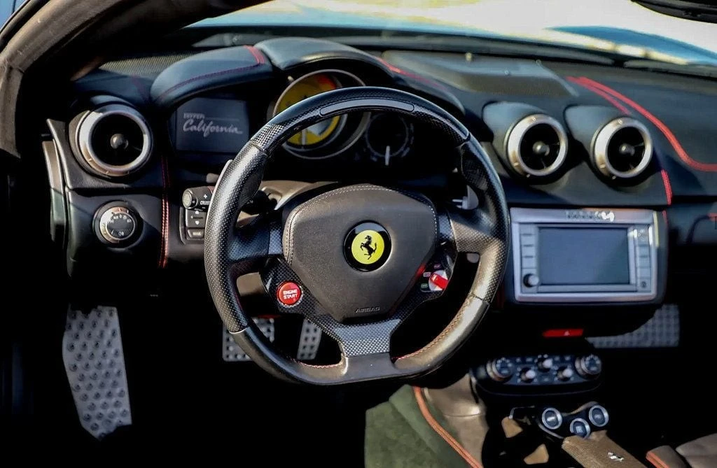 2013 Ferrari California - Image 3 of 6
