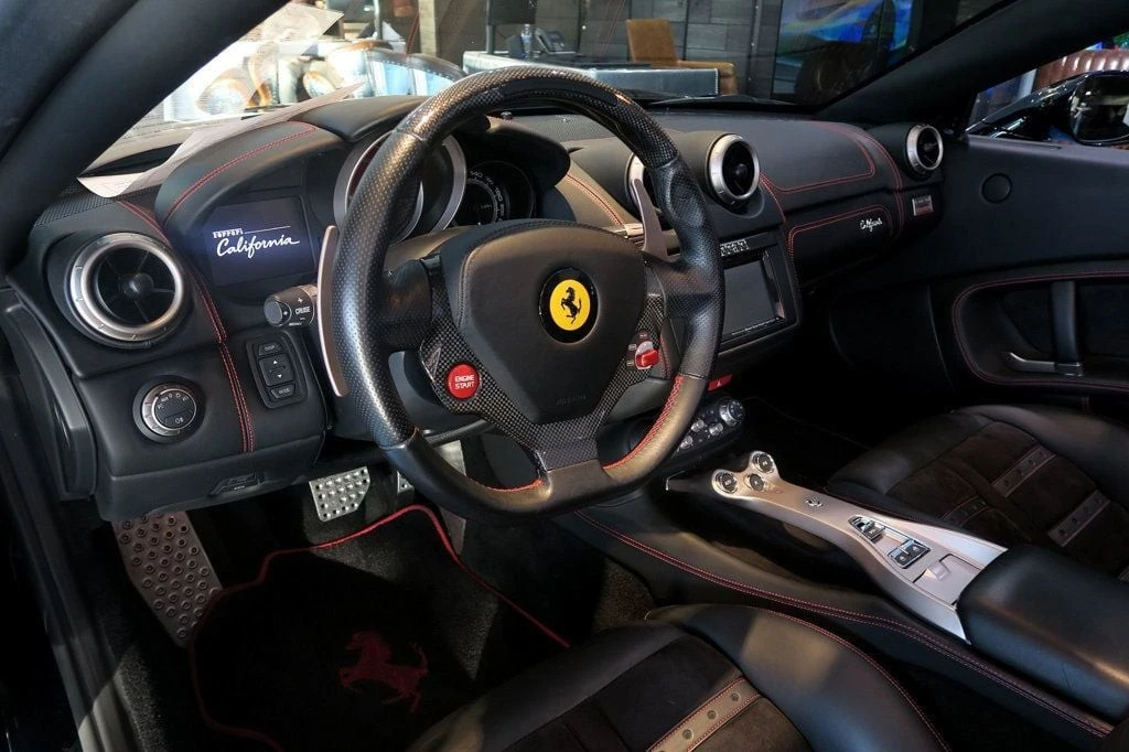 2013 Ferrari California - Image 14 of 21