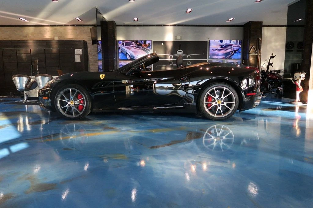 2013 Ferrari California - Image 10 of 21