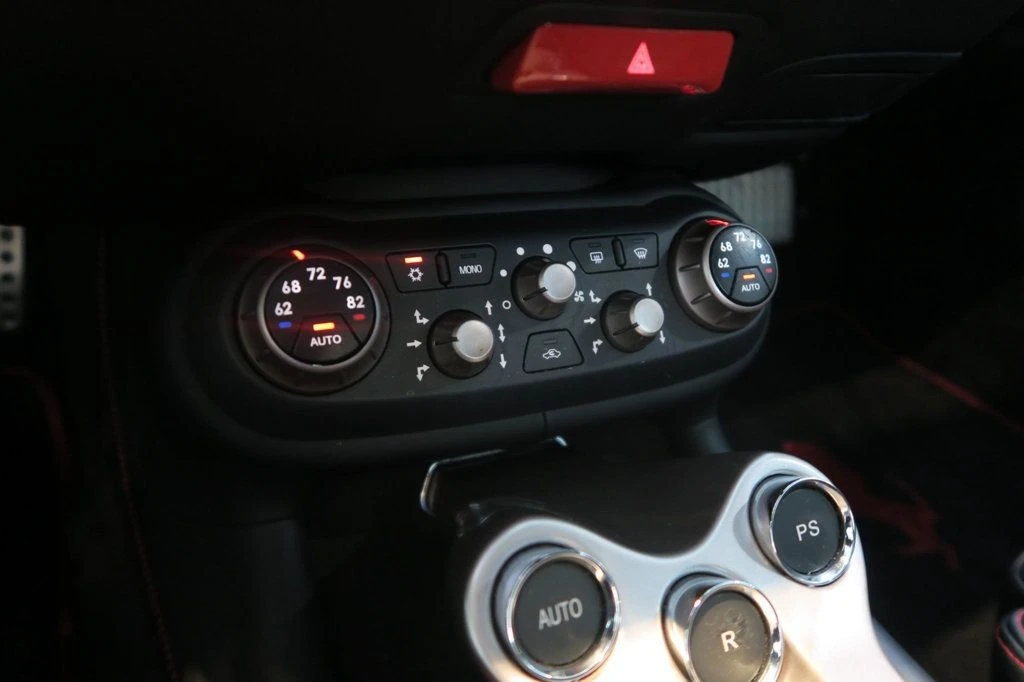 2013 Ferrari California - Image 19 of 21