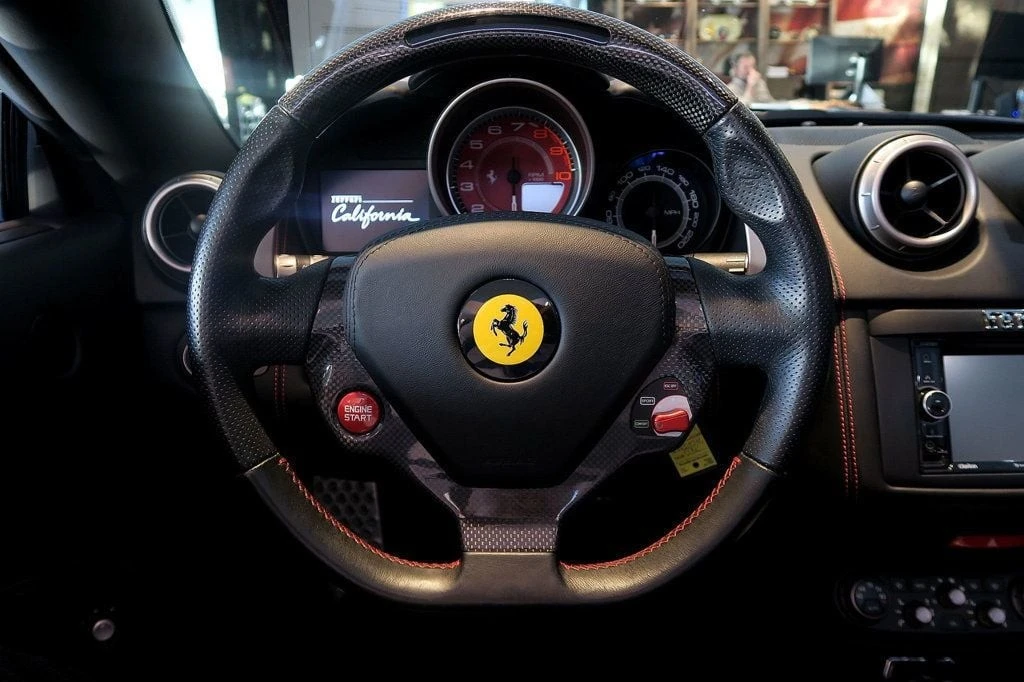 2013 Ferrari California - Image 16 of 21