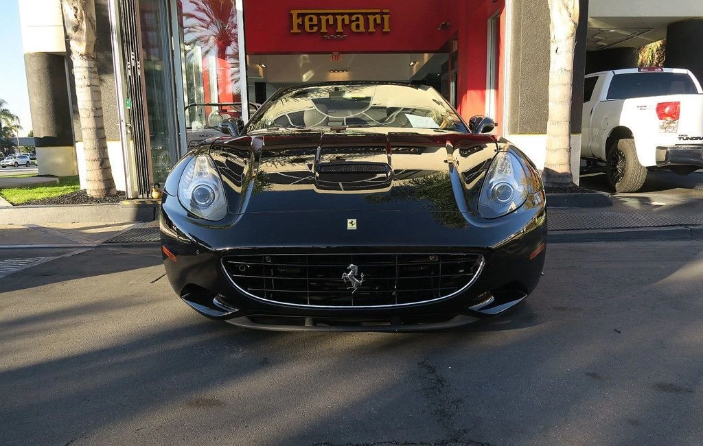 2013 Ferrari California - Image 3 of 21