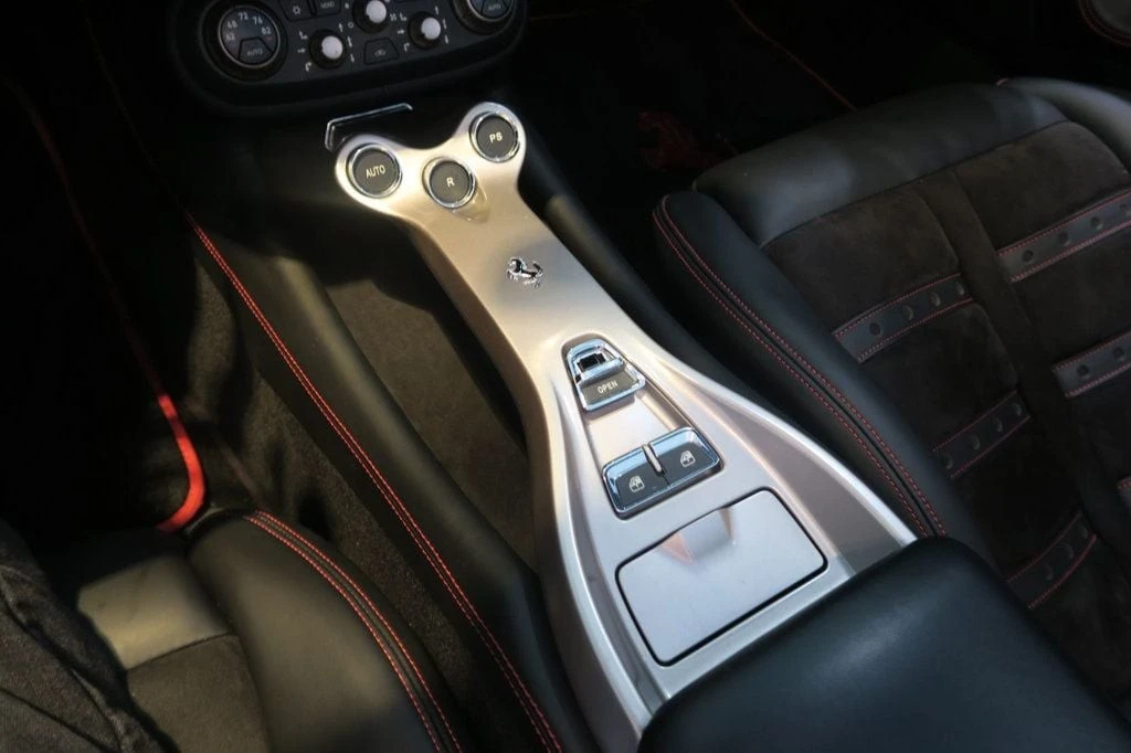 2013 Ferrari California - Image 20 of 21