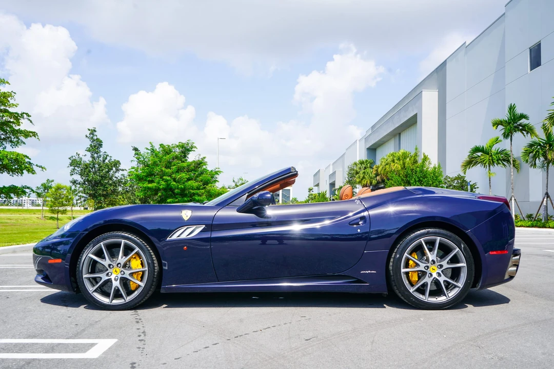 2013 Ferrari California 30 - Image 25 of 31