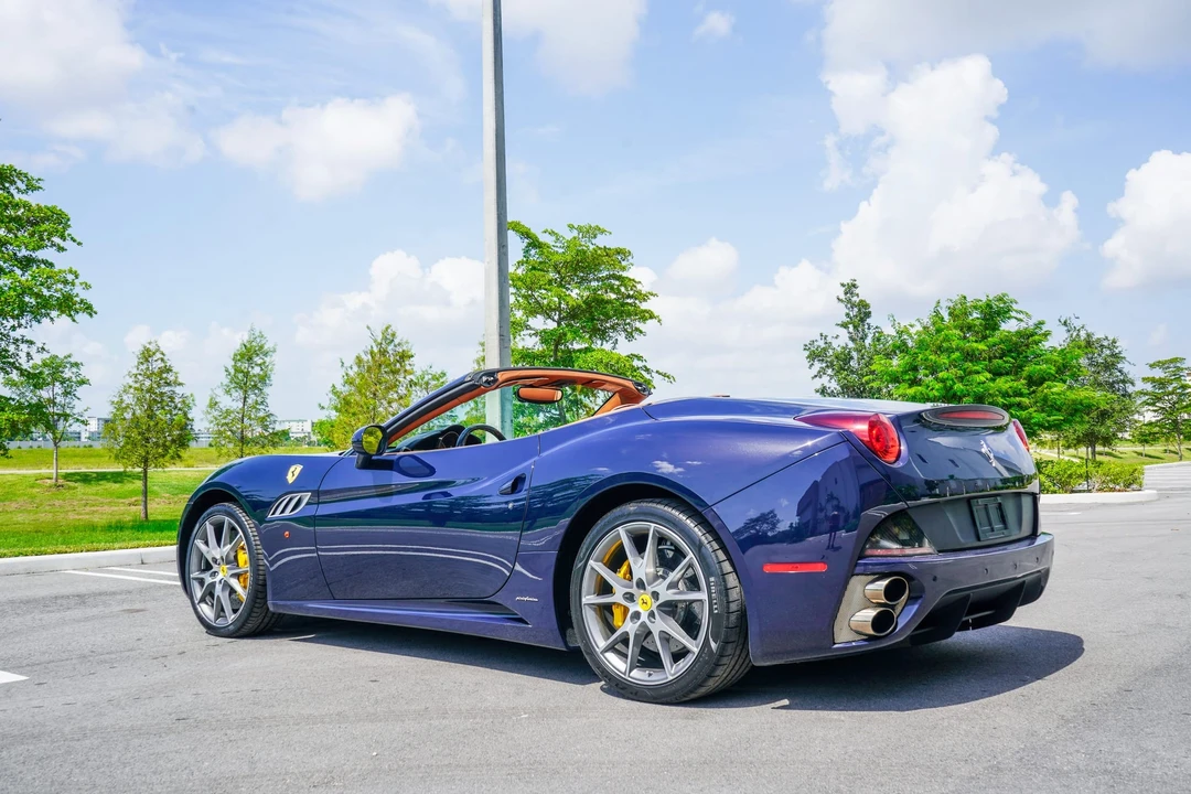 2013 Ferrari California 30 - Image 29 of 31