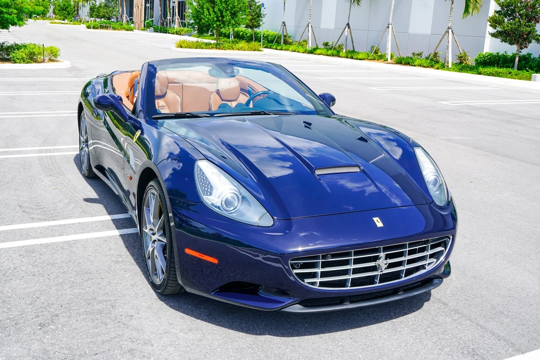 2013 Ferrari California 30 - Image 9 of 31