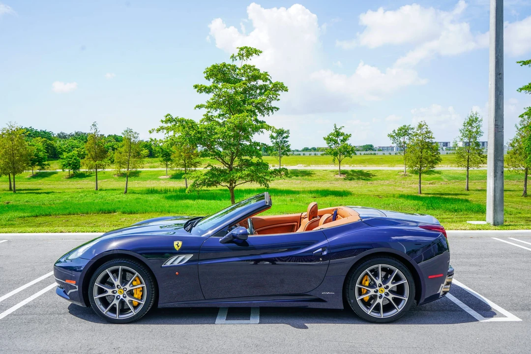 2013 Ferrari California 30 - Image 24 of 31