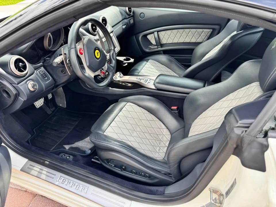 2013 Ferrari California 30 - Image 13 of 19