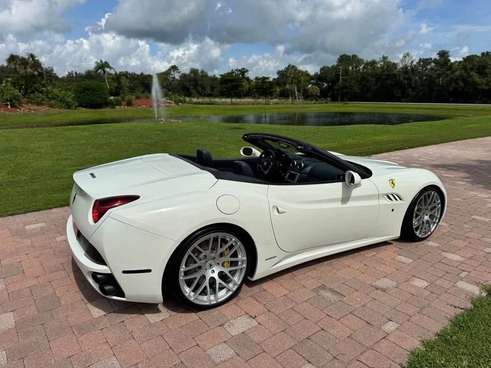 2013 Ferrari California 30 - Image 3 of 19