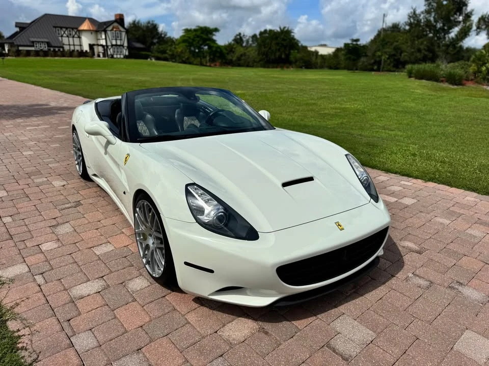 2013 Ferrari California 30 - Image 5 of 19