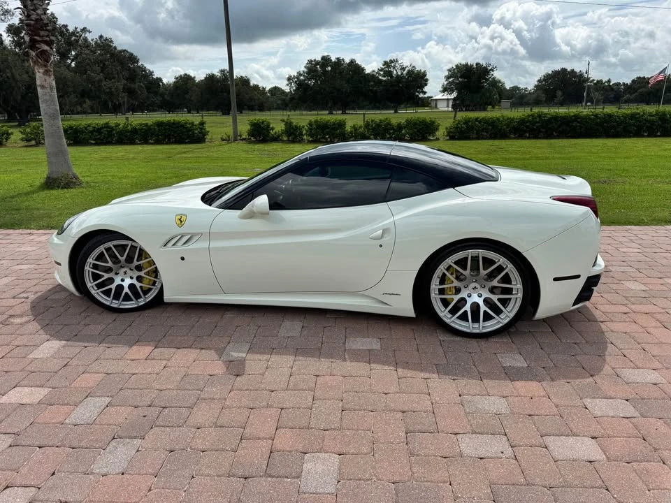 2013 Ferrari California 30 - Image 14 of 19