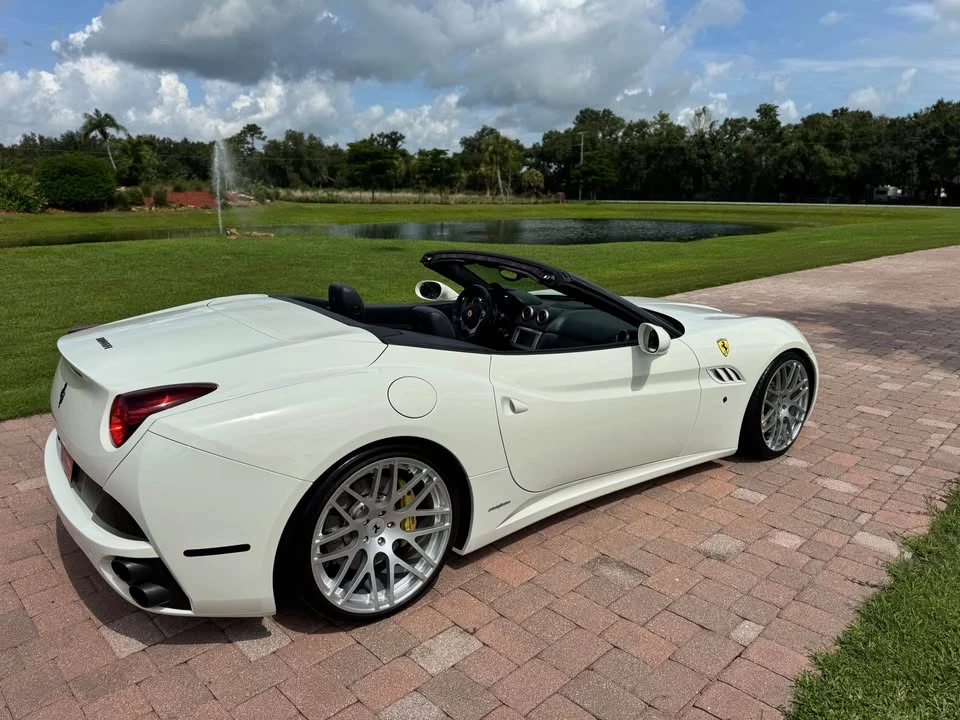 2013 Ferrari California 30 - Image 7 of 19