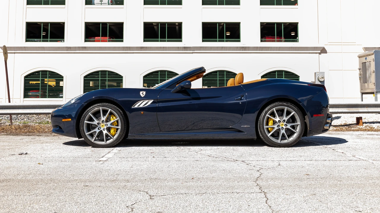 2013 Ferrari California 30 - Image 7 of 31