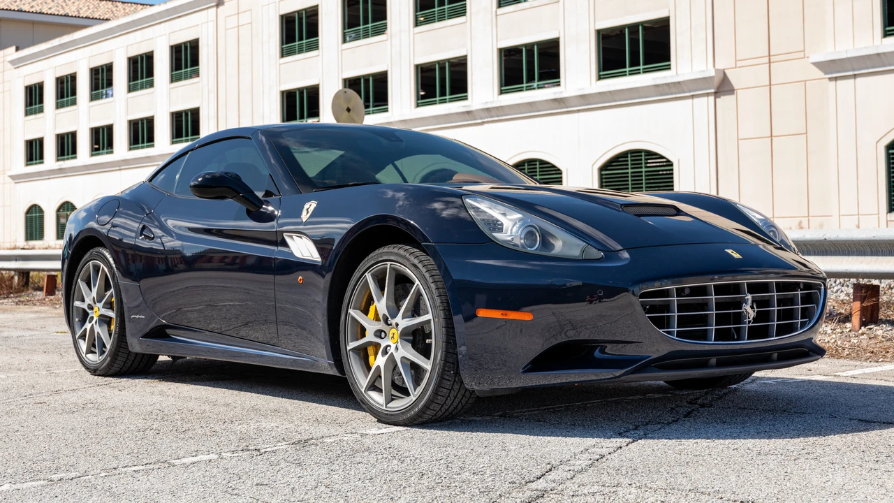 2013 Ferrari California 30 - Image 10 of 31