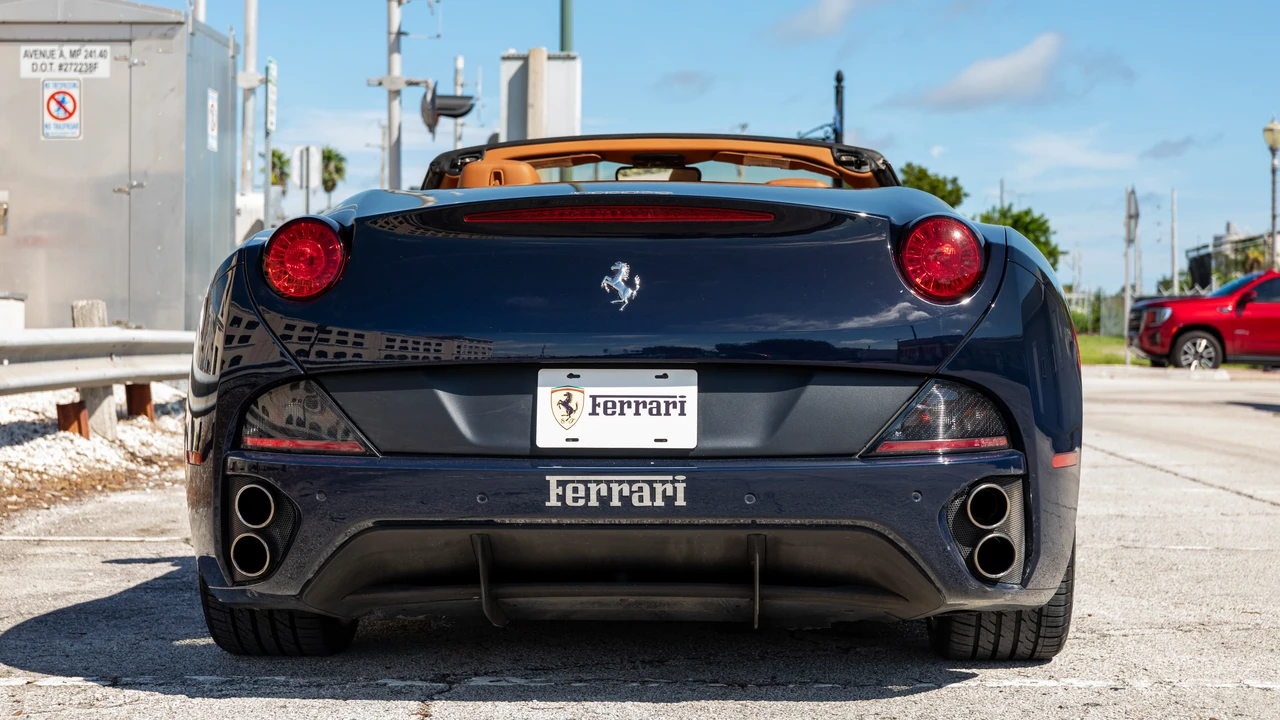 2013 Ferrari California 30 - Image 6 of 31