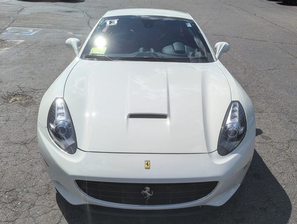 2013 Ferrari California - Image 3 of 31