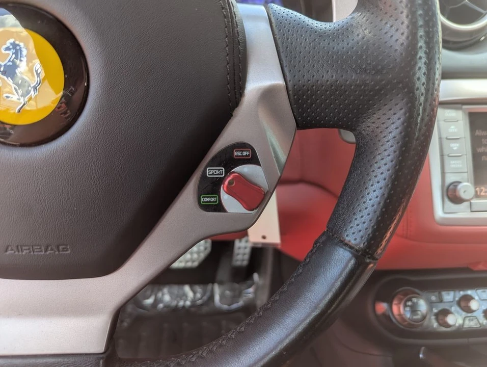 2013 Ferrari California - Image 21 of 31