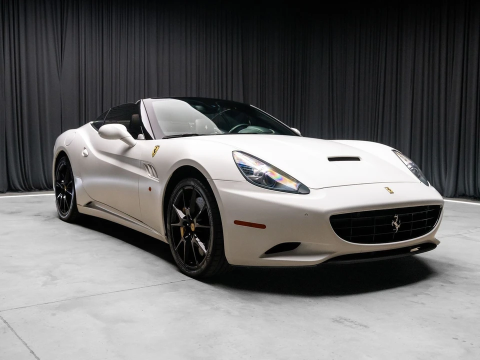2013 Ferrari California - Image 15 of 31