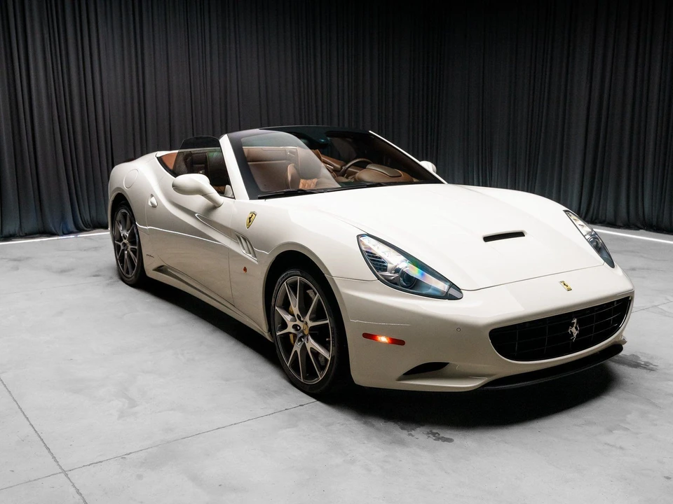 2013 Ferrari California - Image 7 of 21