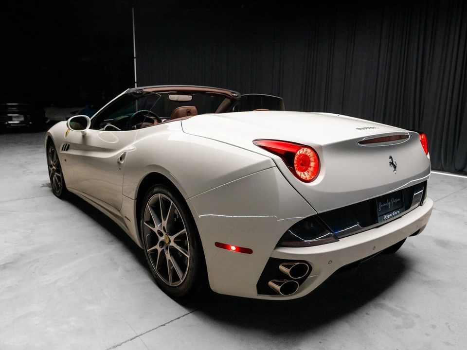 2013 Ferrari California - Image 11 of 21