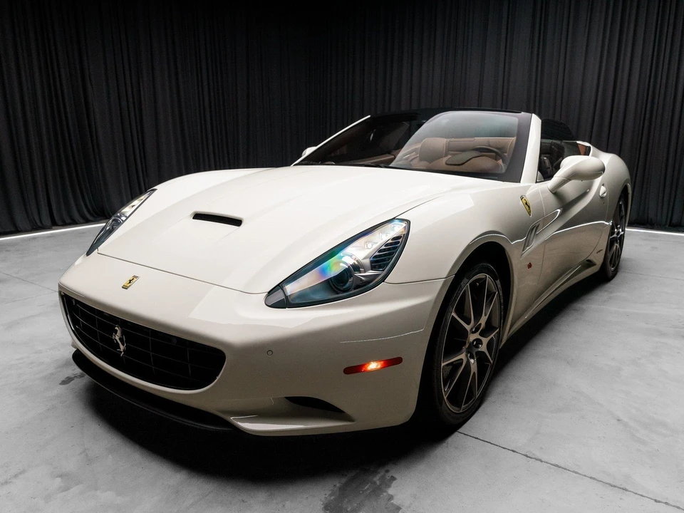 2013 Ferrari California - Image 9 of 21