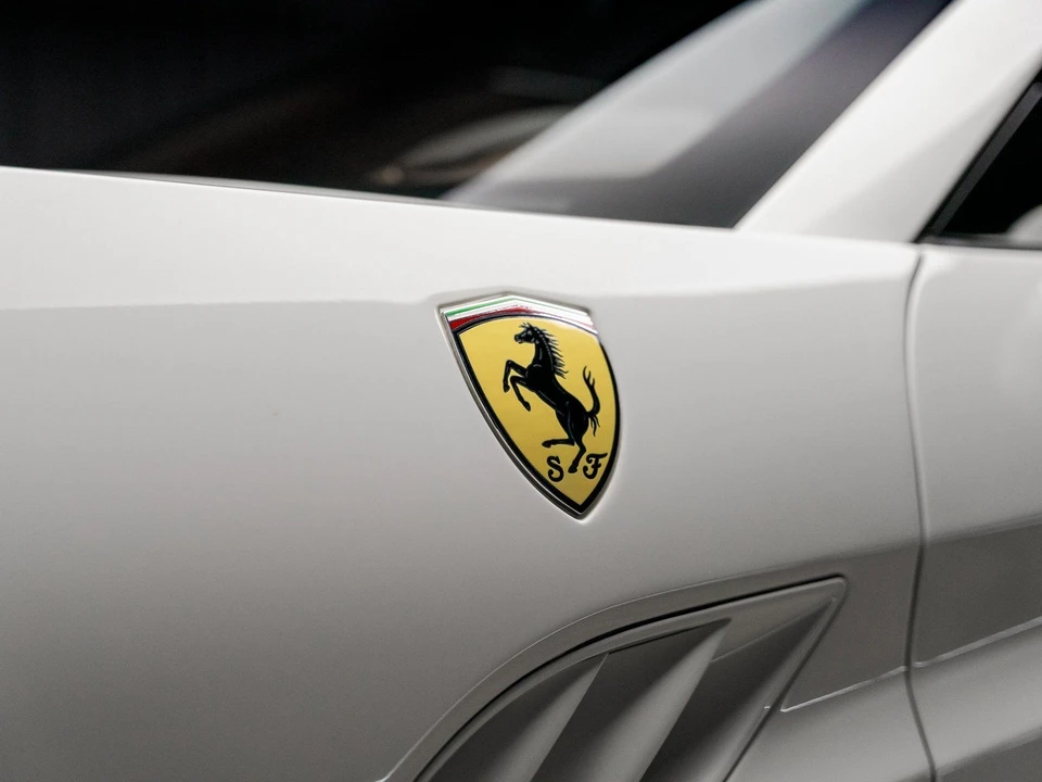 2013 Ferrari California - Image 3 of 21