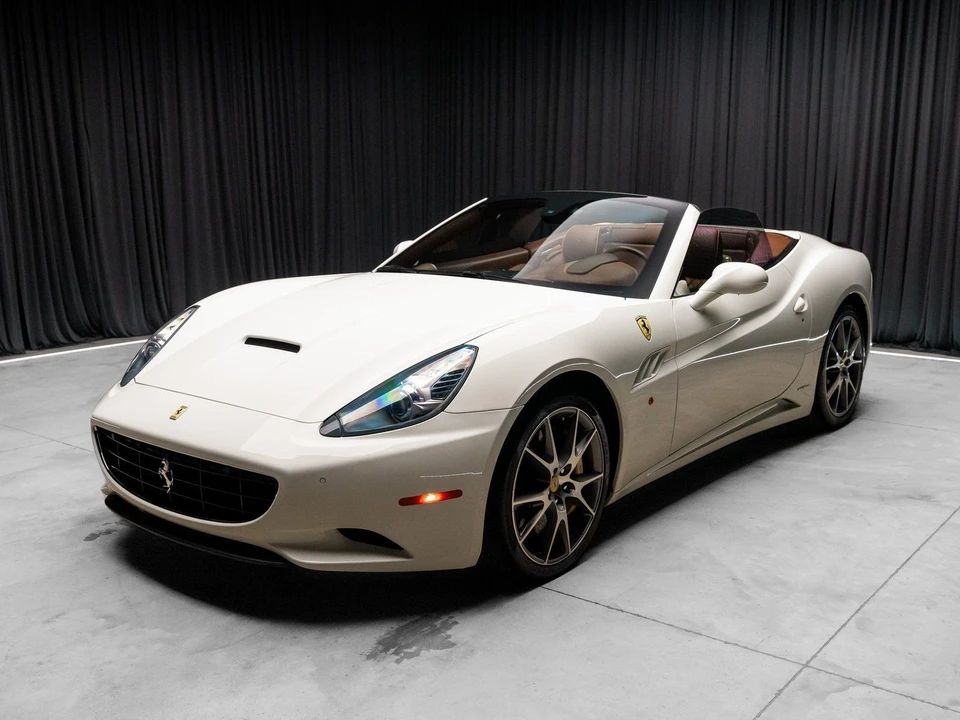 2013 Ferrari California - Image 19 of 21
