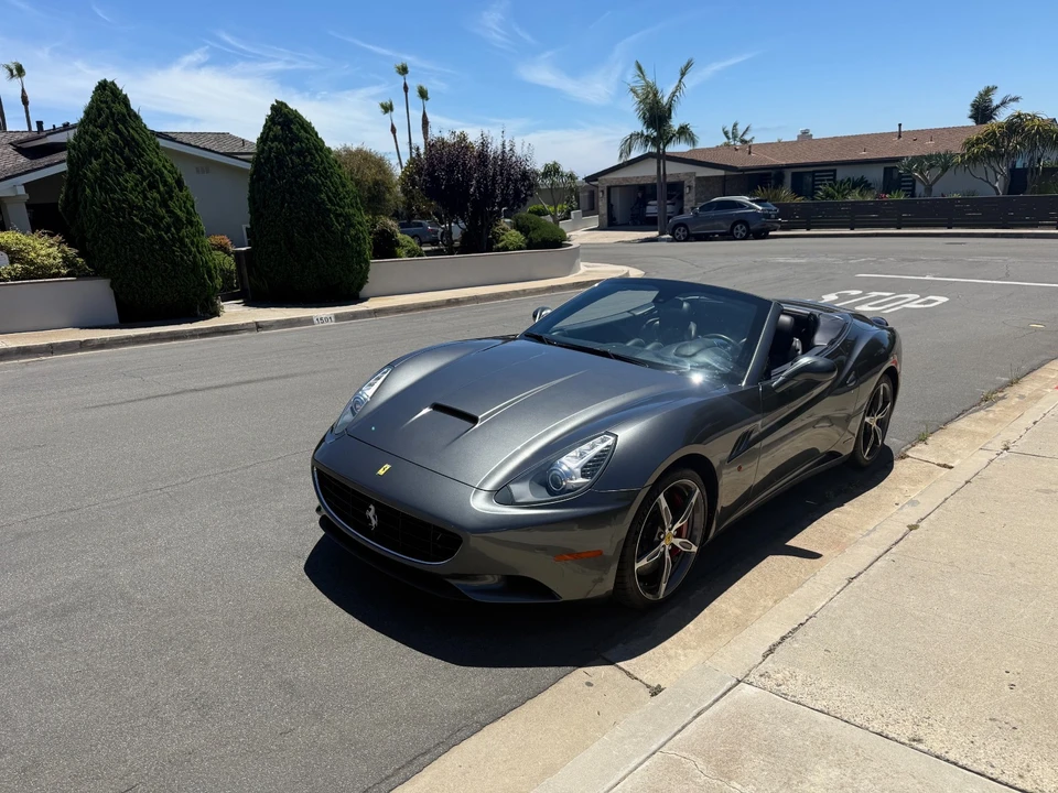 2013 Ferrari California 30 - Image 3 of 7