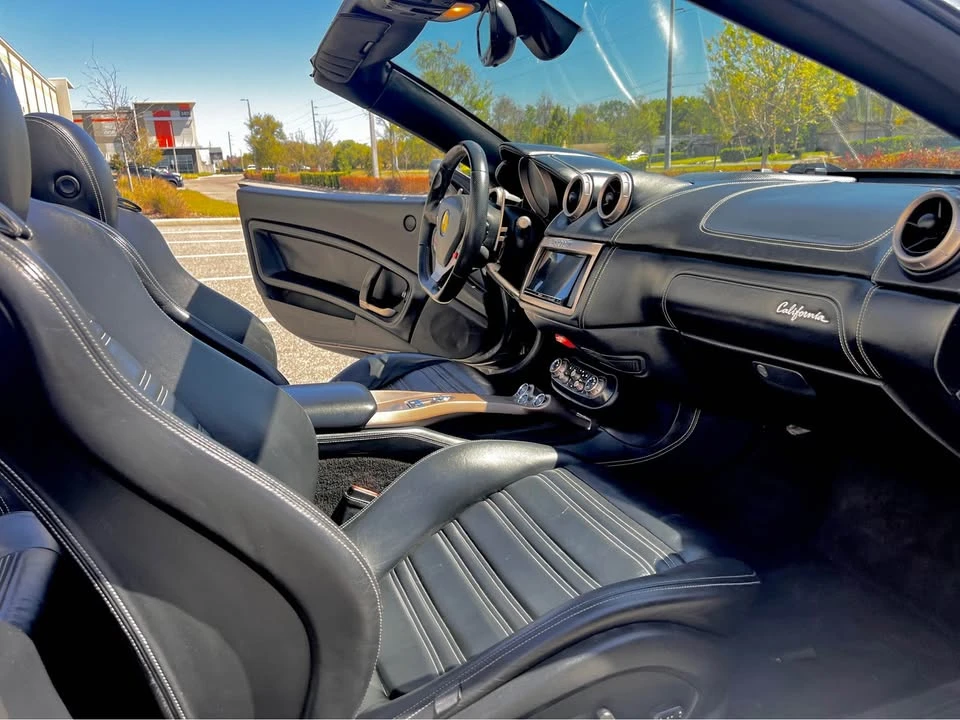 2013 Ferrari California 30 - Image 12 of 16